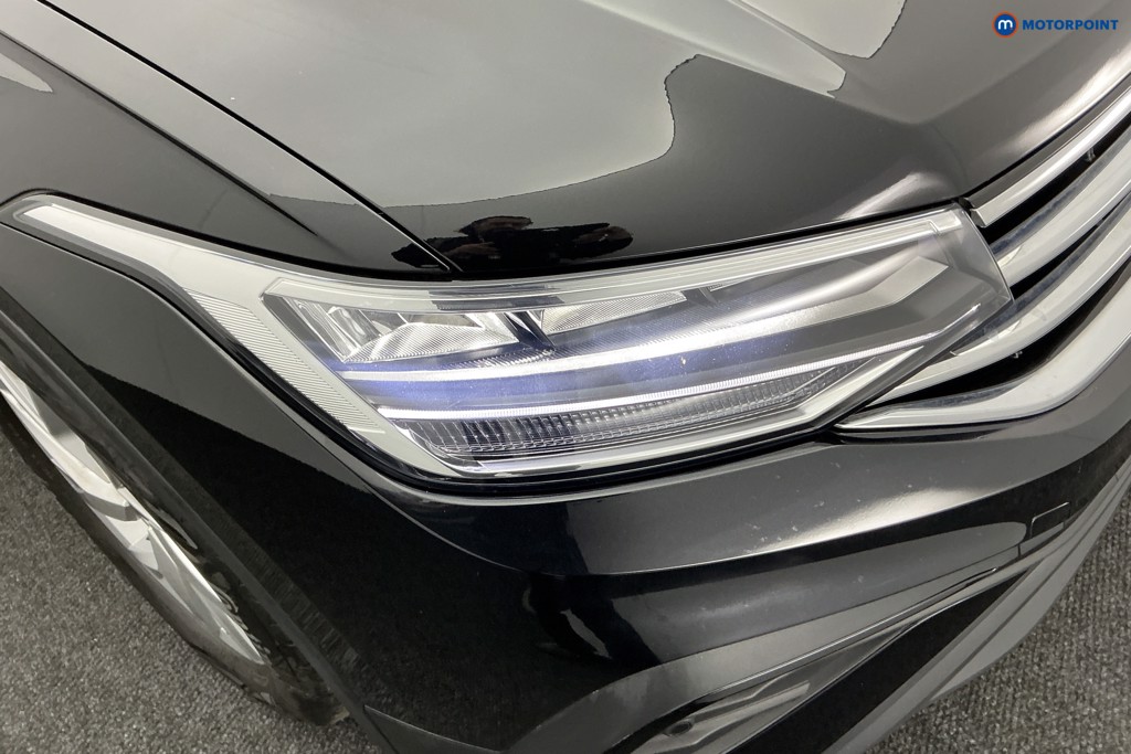 Volkswagen Tiguan Allspace Life Automatic Petrol SUV - Stock Number (1576219) - 26th supplementary image