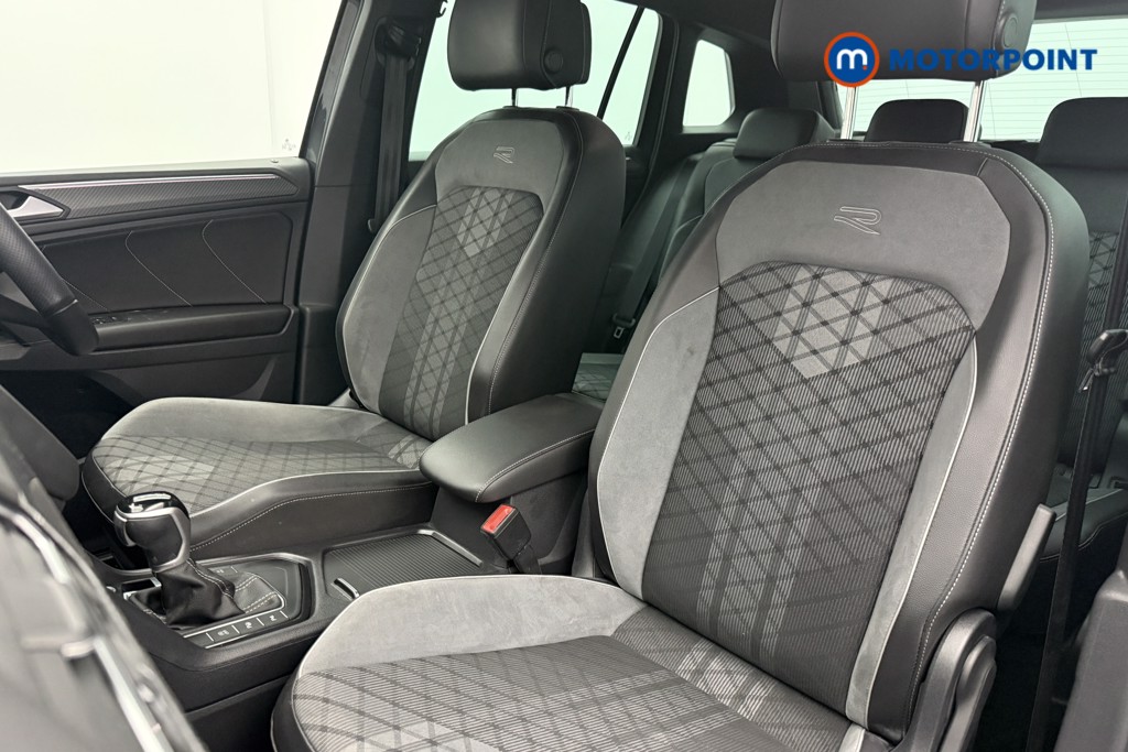 Volkswagen Tiguan R-Line Automatic Petrol SUV - Stock Number (1579216) - 3rd supplementary image