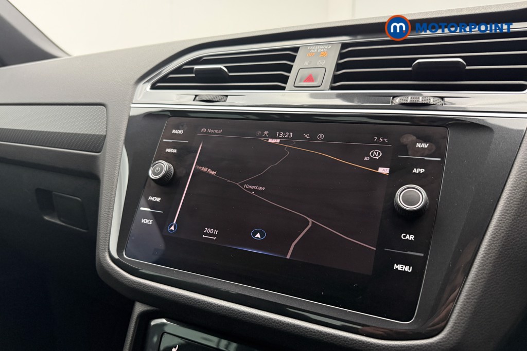 Volkswagen Tiguan R-Line Automatic Petrol SUV - Stock Number (1579216) - 11th supplementary image