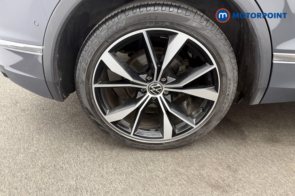 Volkswagen Tiguan R-Line Automatic Petrol SUV - Stock Number (1579216) - 24th supplementary image