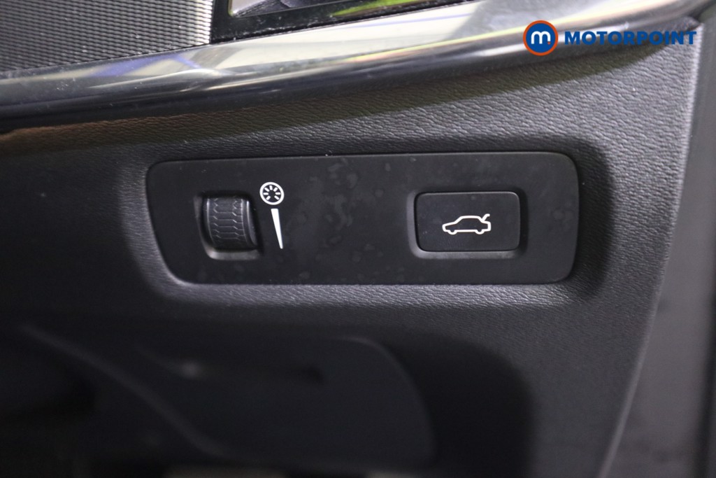 Volvo S90 R Design Pro Automatic Diesel Saloon - Stock Number (1579367) - 11th supplementary image