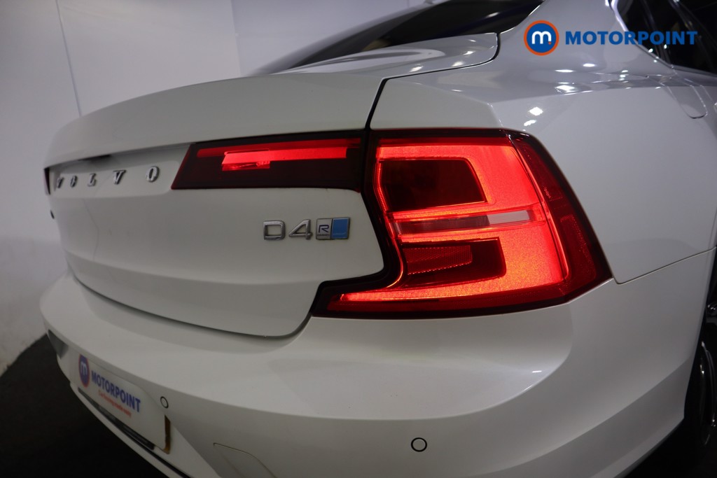 Volvo S90 R Design Pro Automatic Diesel Saloon - Stock Number (1579367) - 32nd supplementary image