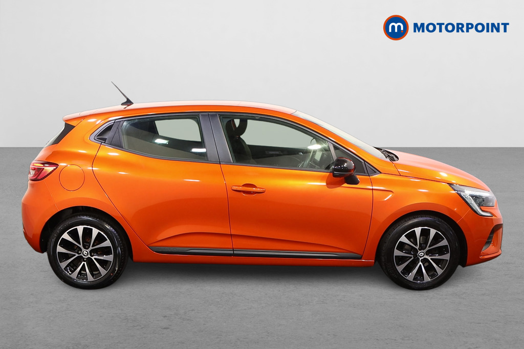 Renault Clio Evolution Manual Petrol Hatchback - Stock Number (1579510) - Drivers side