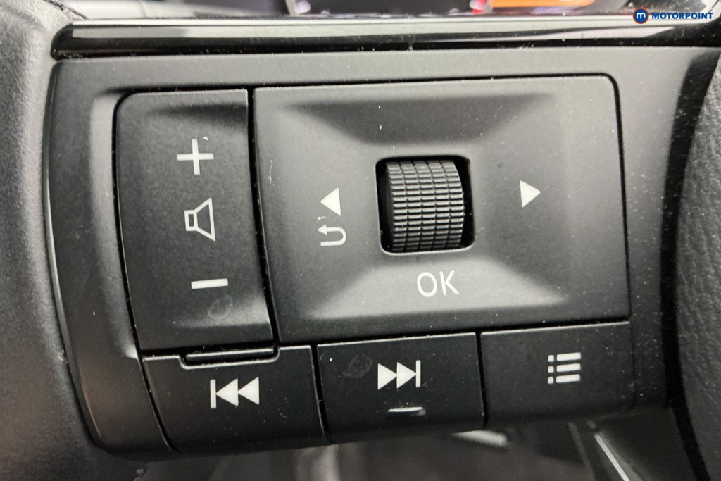 Nissan Qashqai N-Connecta Manual Petrol SUV - Stock Number (1580756) - 19th supplementary image