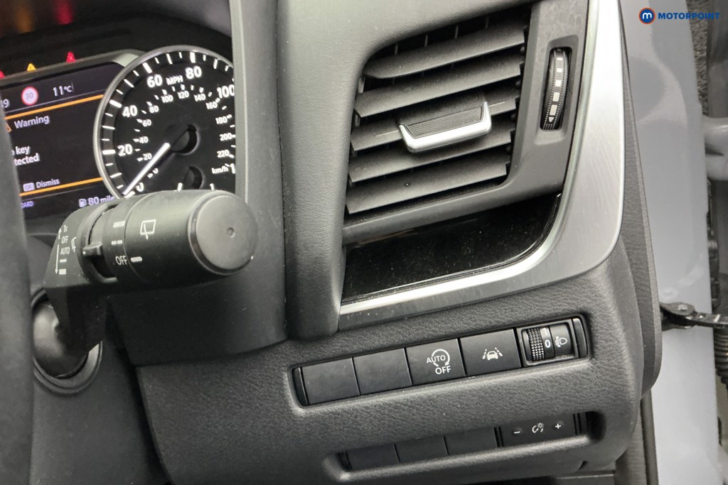 Nissan Qashqai N-Connecta Manual Petrol SUV - Stock Number (1580756) - 21st supplementary image