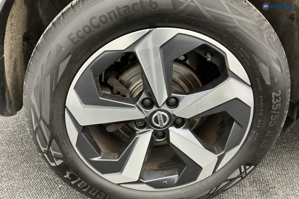 Nissan Qashqai N-Connecta Manual Petrol SUV - Stock Number (1580756) - 32nd supplementary image