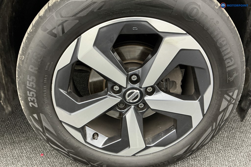 Nissan Qashqai N-Connecta Manual Petrol SUV - Stock Number (1580756) - 33rd supplementary image