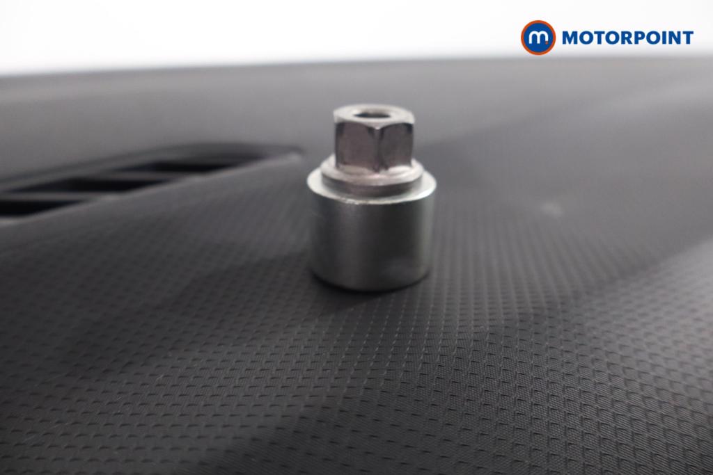 Seat Arona FR Manual Petrol SUV - Stock Number (1581308) - 17th supplementary image
