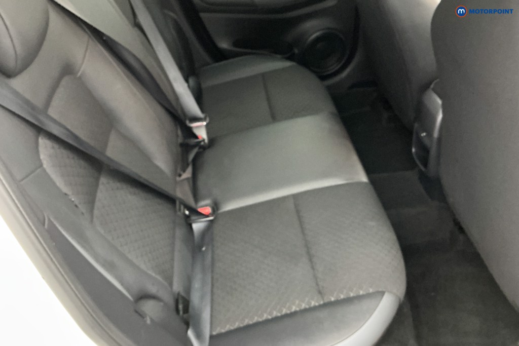 Nissan Juke N-Connecta Automatic Petrol SUV - Stock Number (1581320) - 4th supplementary image
