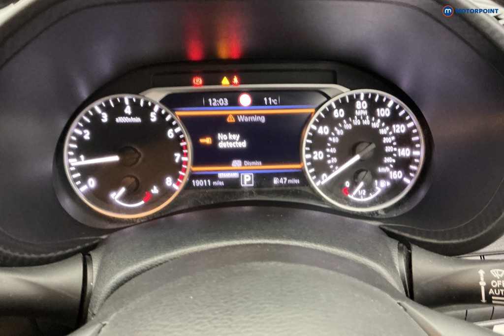 Nissan Juke N-Connecta Automatic Petrol SUV - Stock Number (1581320) - 9th supplementary image