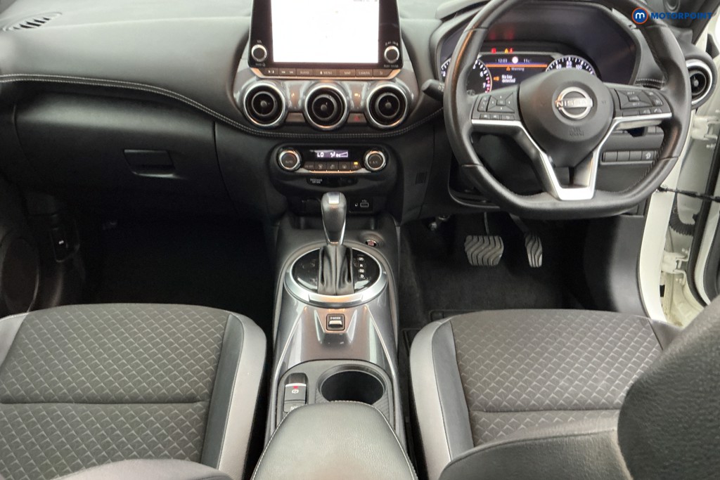 Nissan Juke N-Connecta Automatic Petrol SUV - Stock Number (1581320) - 12th supplementary image