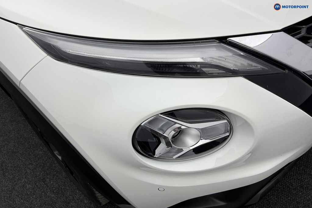 Nissan Juke N-Connecta Automatic Petrol SUV - Stock Number (1581320) - 26th supplementary image