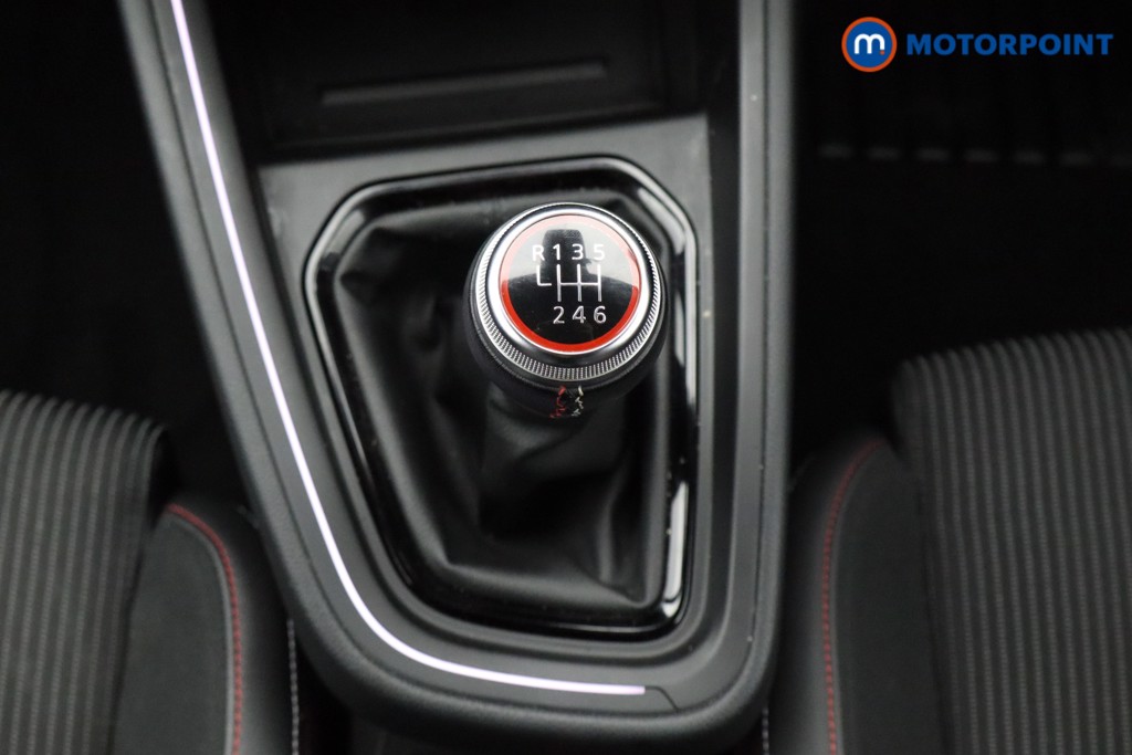 Renault Clio Rs Line Manual Petrol Hatchback - Stock Number (1582384) - 4th supplementary image