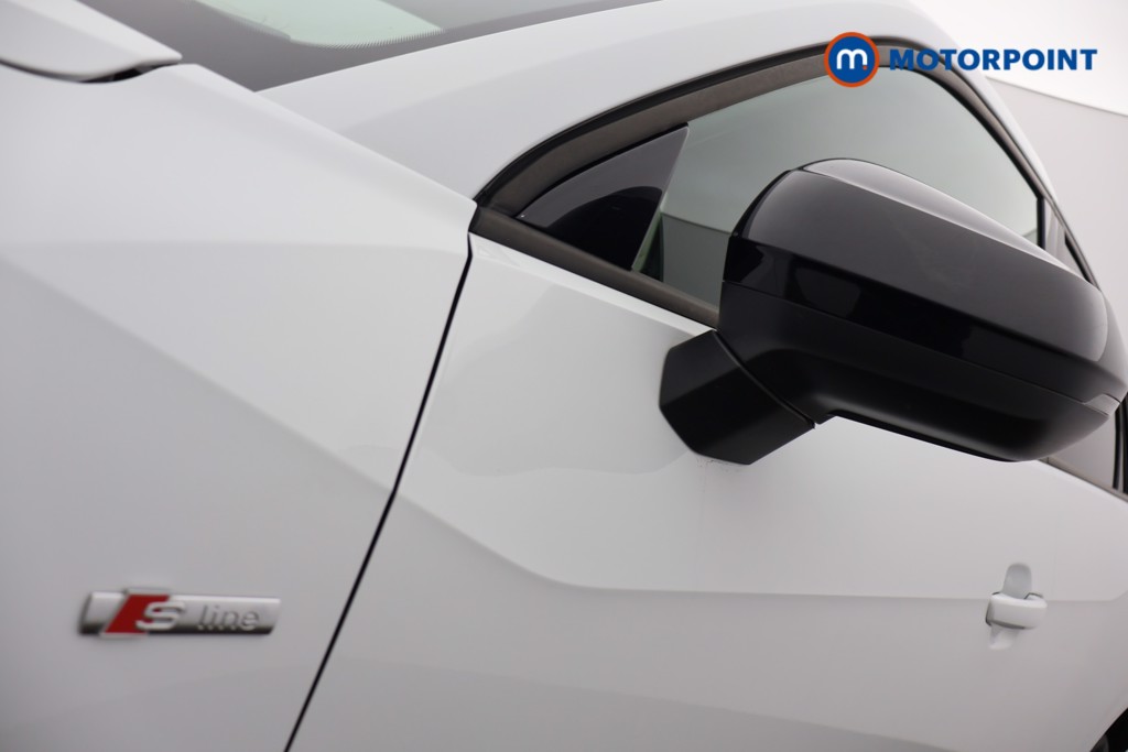 Audi Q2 Black Edition Automatic Petrol SUV - Stock Number (1582572) - 31st supplementary image