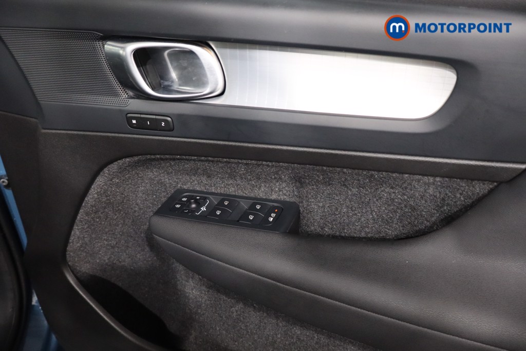 Volvo Xc40 Plus Automatic Petrol SUV - Stock Number (1582850) - 22nd supplementary image