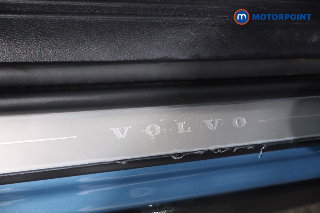 Volvo Xc40 Plus Automatic Petrol SUV - Stock Number (1582850) - 24th supplementary image