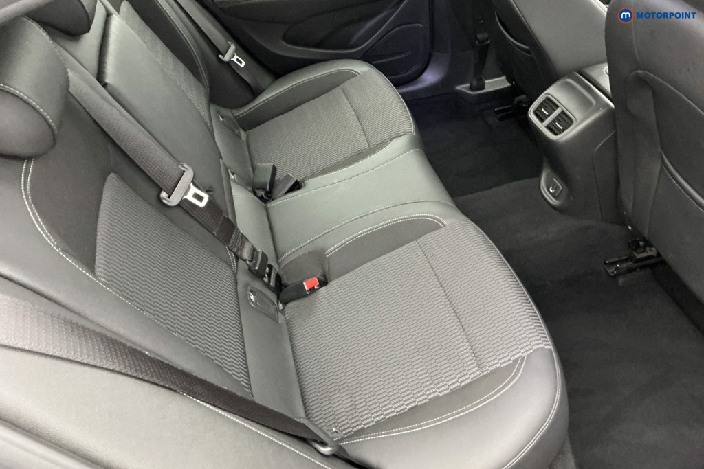 Vauxhall Insignia Sri Vx-Line Automatic Petrol Hatchback - Stock Number (1583240) - 4th supplementary image