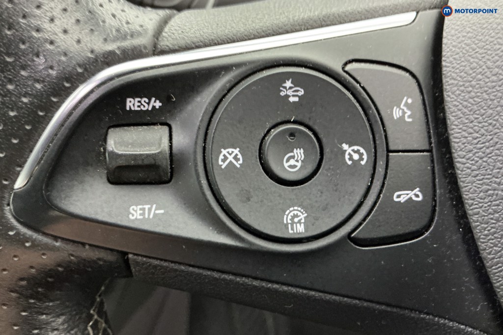 Vauxhall Insignia Sri Vx-Line Automatic Petrol Hatchback - Stock Number (1583240) - 19th supplementary image