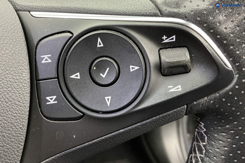 Vauxhall Insignia Sri Vx-Line Automatic Petrol Hatchback - Stock Number (1583240) - 20th supplementary image