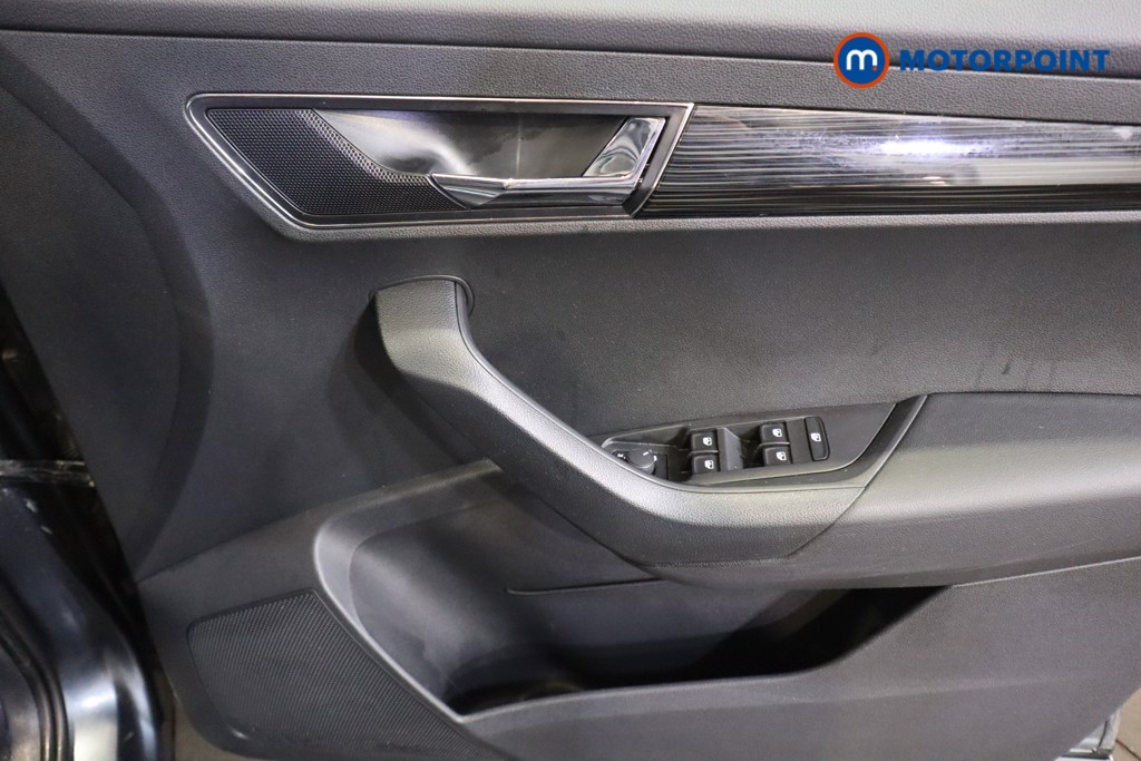 Skoda Karoq Se L Manual Petrol SUV - Stock Number (1583411) - 9th supplementary image