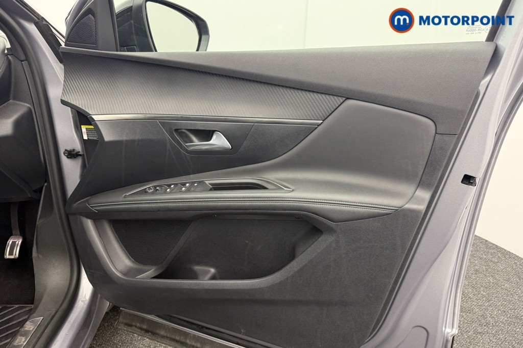 Peugeot 3008 Allure Automatic Petrol Plug-In Hybrid SUV - Stock Number (1583594) - 15th supplementary image
