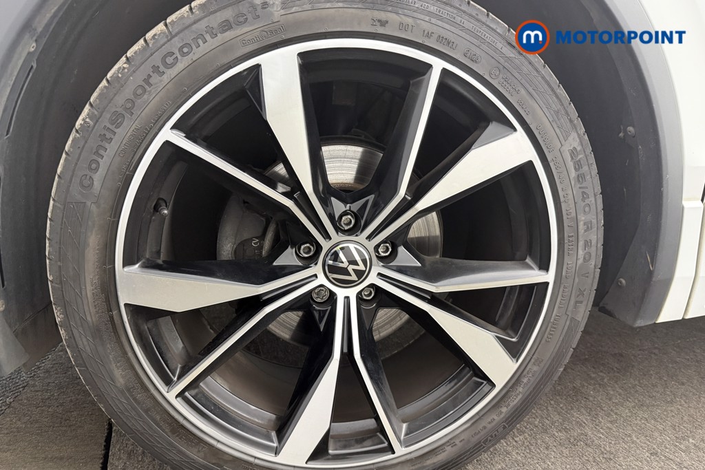 Volkswagen Tiguan R-Line Automatic Petrol SUV - Stock Number (1583959) - 12th supplementary image