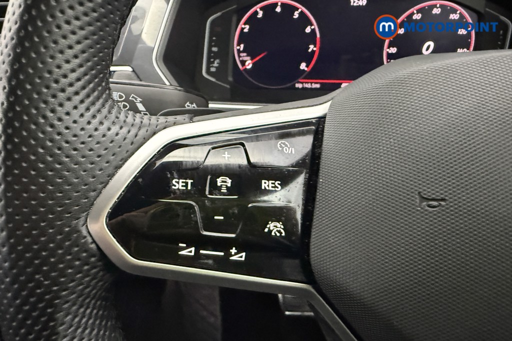 Volkswagen Tiguan R-Line Automatic Petrol SUV - Stock Number (1583959) - 14th supplementary image