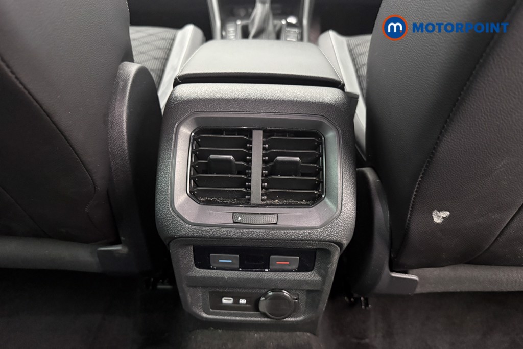 Volkswagen Tiguan R-Line Automatic Petrol SUV - Stock Number (1583959) - 21st supplementary image
