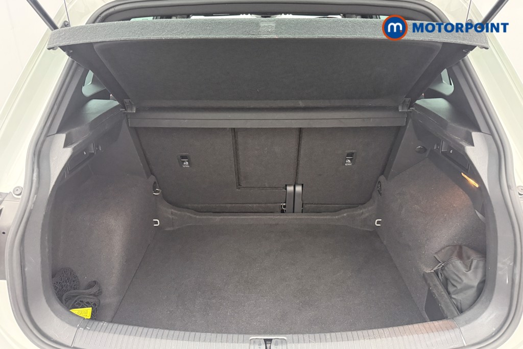 Volkswagen Tiguan R-Line Automatic Petrol SUV - Stock Number (1583959) - 23rd supplementary image