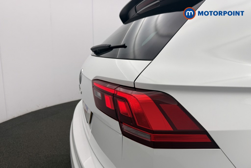 Volkswagen Tiguan R-Line Automatic Petrol SUV - Stock Number (1583959) - 27th supplementary image