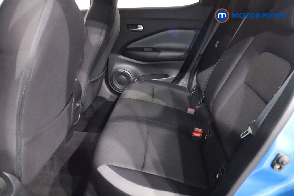 Nissan Juke N-Connecta Manual Petrol SUV - Stock Number (1584268) - 5th supplementary image