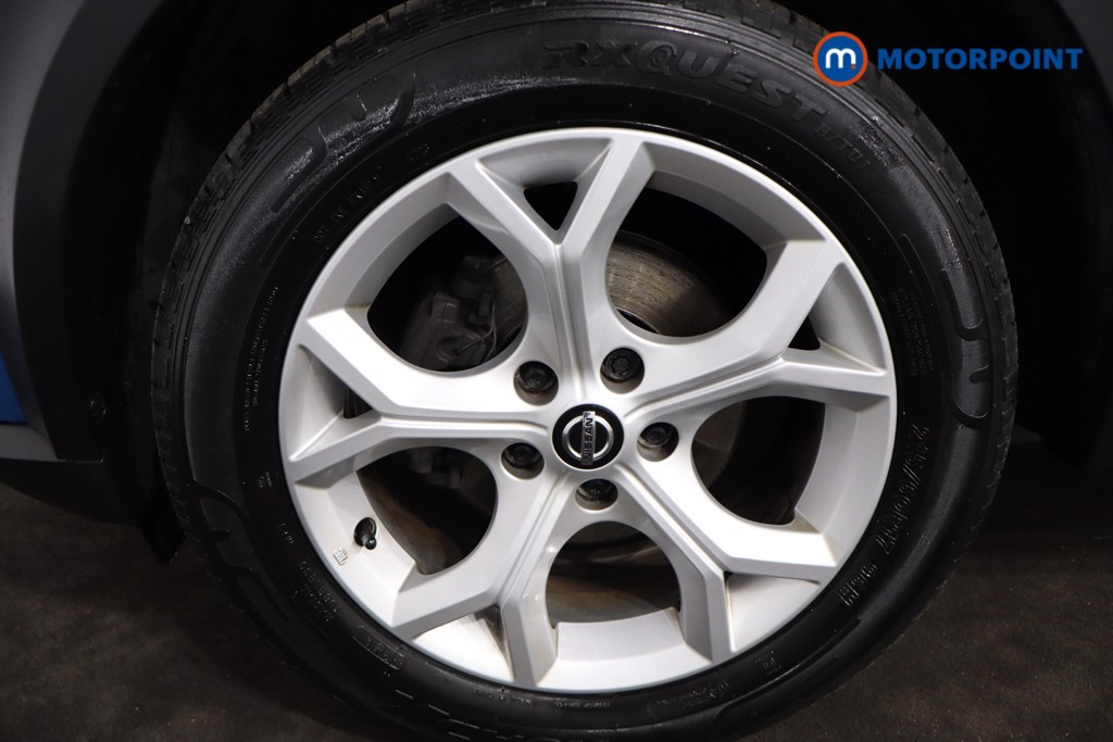 Nissan Juke N-Connecta Manual Petrol SUV - Stock Number (1584268) - 11th supplementary image