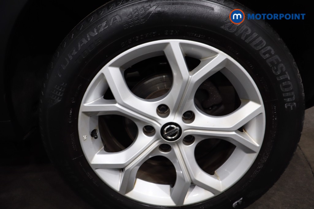 Nissan Juke N-Connecta Manual Petrol SUV - Stock Number (1584268) - 12th supplementary image