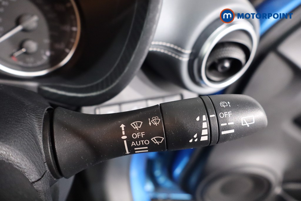 Nissan Juke N-Connecta Manual Petrol SUV - Stock Number (1584268) - 18th supplementary image