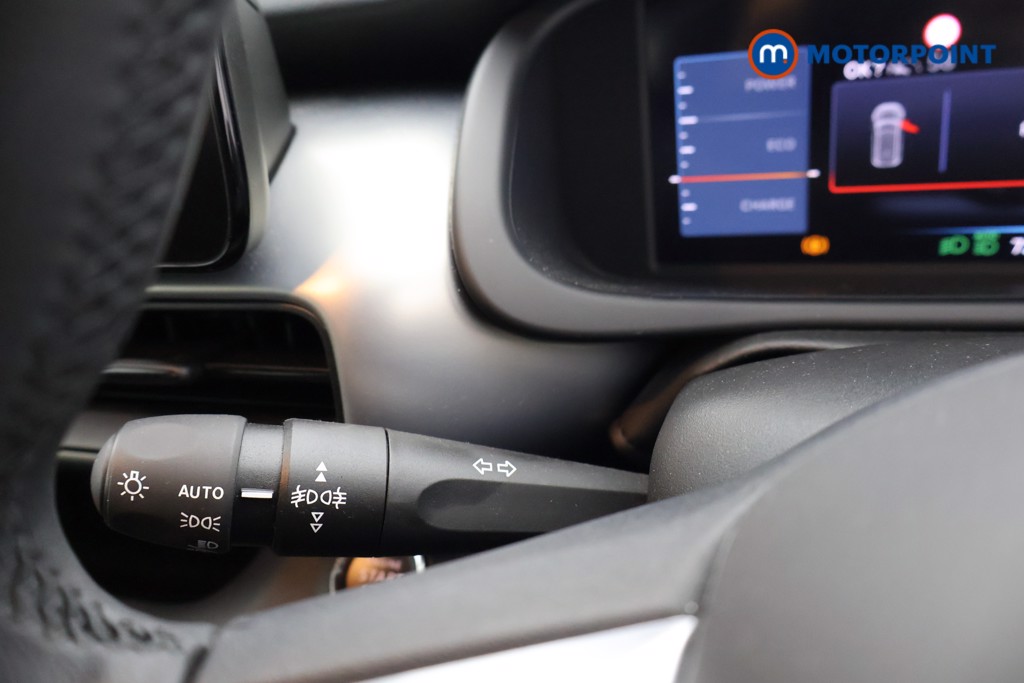 Jeep Avenger Summit Automatic Electric SUV - Stock Number (1584680) - 5th supplementary image