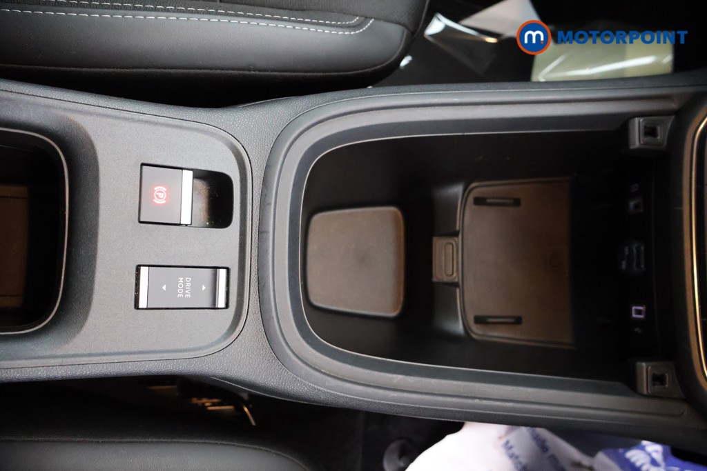 Jeep Avenger Summit Automatic Electric SUV - Stock Number (1584680) - 13th supplementary image