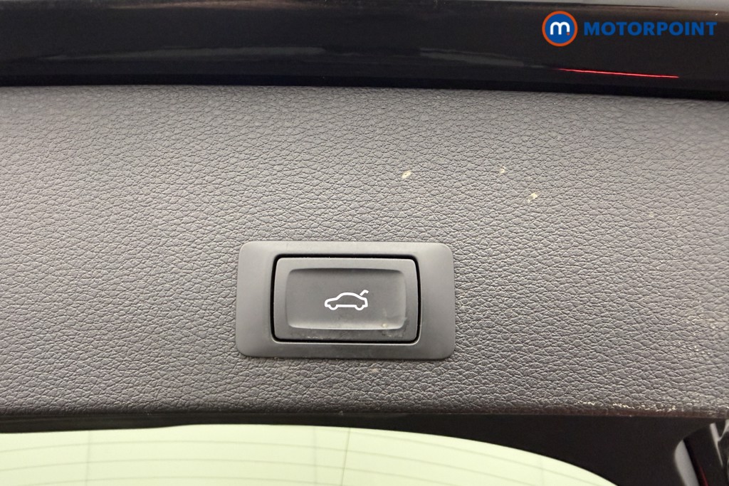 Audi Q2 Black Edition Manual Petrol SUV - Stock Number (1585037) - 19th supplementary image