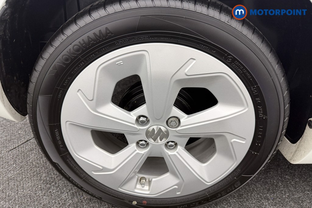 Suzuki Swift Motion Manual Petrol Hatchback - Stock Number (1585094) - 23rd supplementary image