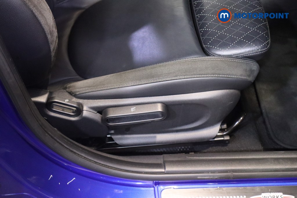 Mini Hatchback Cooper S Sport Automatic Petrol Hatchback - Stock Number (1585109) - 17th supplementary image