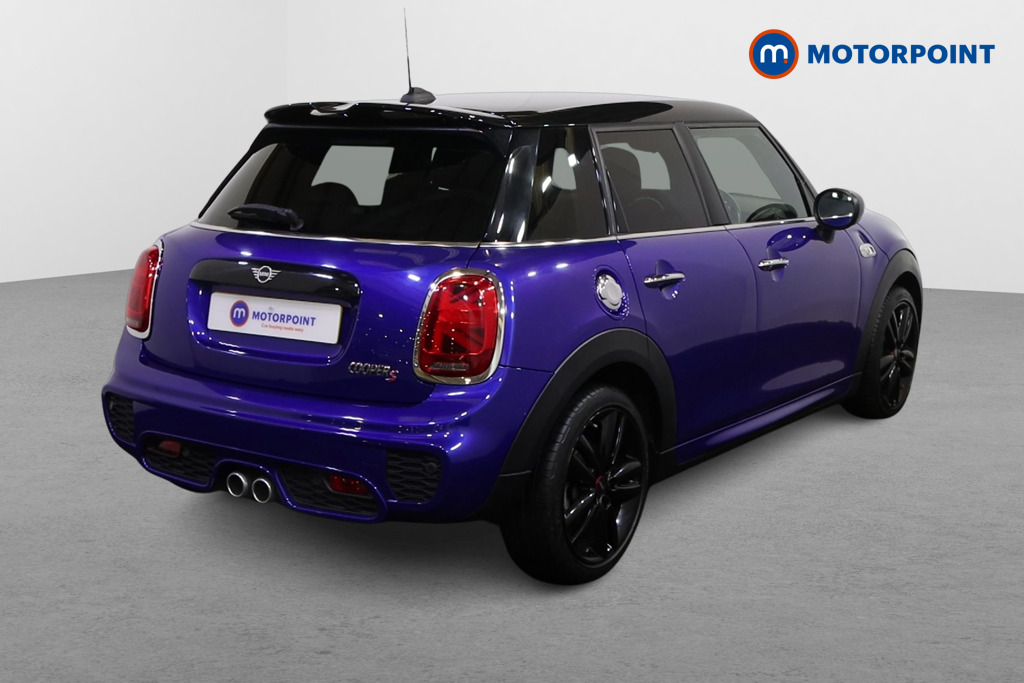 Mini Hatchback Cooper S Sport Automatic Petrol Hatchback - Stock Number (1585109) - Drivers side rear corner