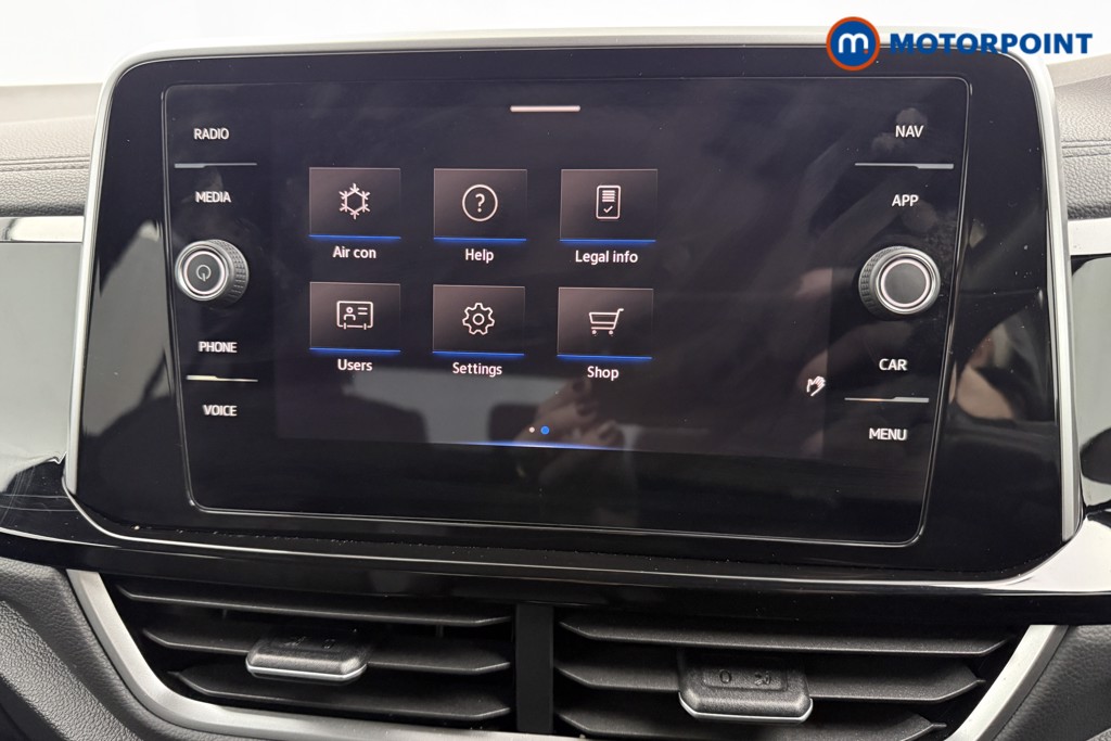 Volkswagen T-Roc R-Line Manual Petrol SUV - Stock Number (1585174) - 8th supplementary image