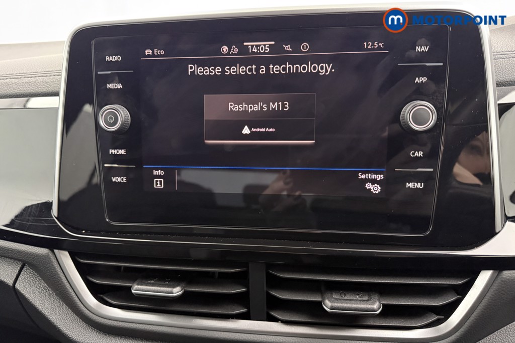 Volkswagen T-Roc R-Line Manual Petrol SUV - Stock Number (1585174) - 9th supplementary image