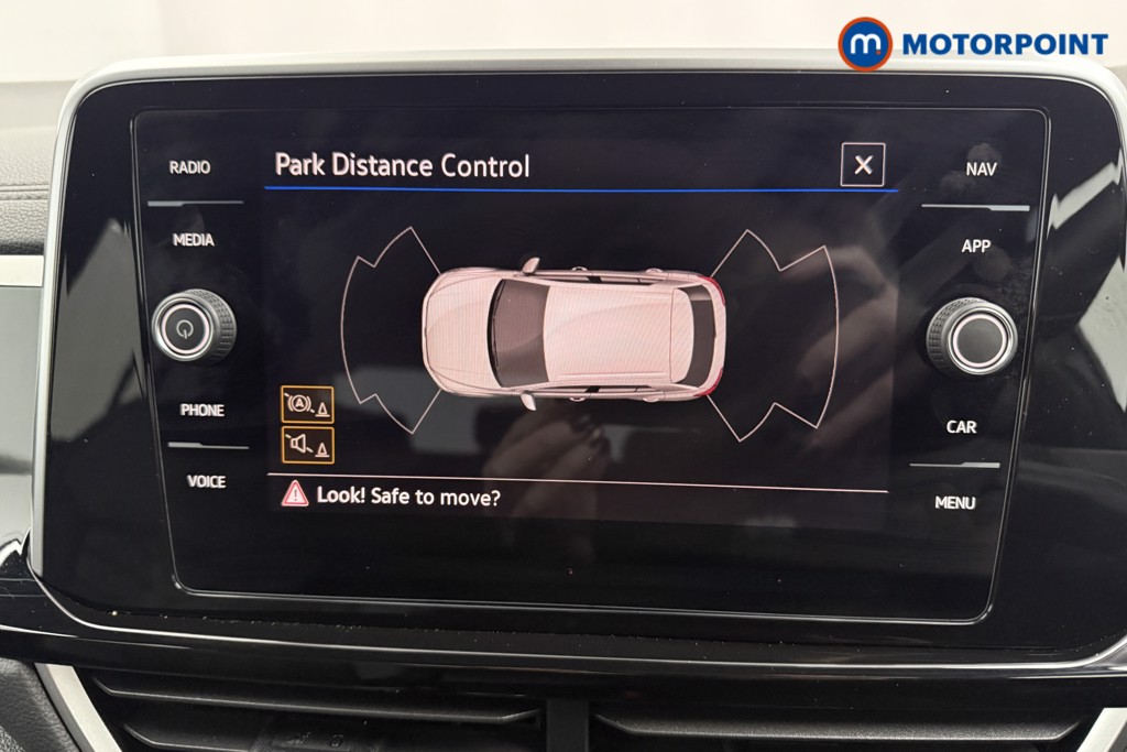 Volkswagen T-Roc R-Line Manual Petrol SUV - Stock Number (1585174) - 12th supplementary image