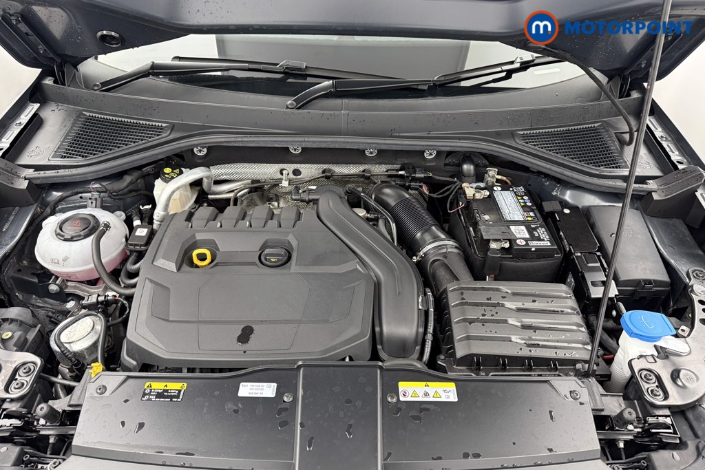 Volkswagen T-Roc R-Line Manual Petrol SUV - Stock Number (1585174) - 29th supplementary image