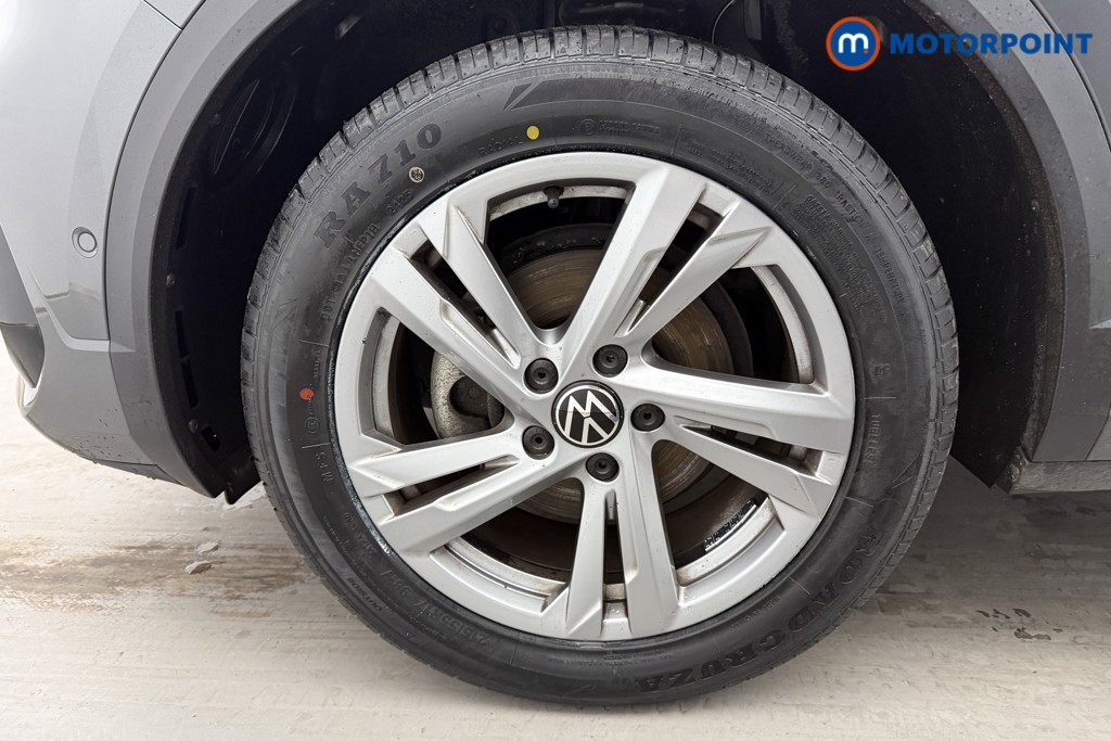 Volkswagen T-Roc R-Line Manual Petrol SUV - Stock Number (1585174) - 33rd supplementary image