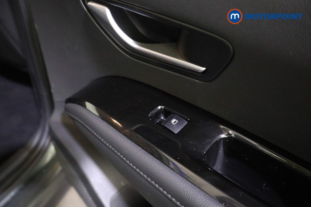 Hyundai Tucson Se Connect Manual Petrol SUV - Stock Number (1585619) - 17th supplementary image