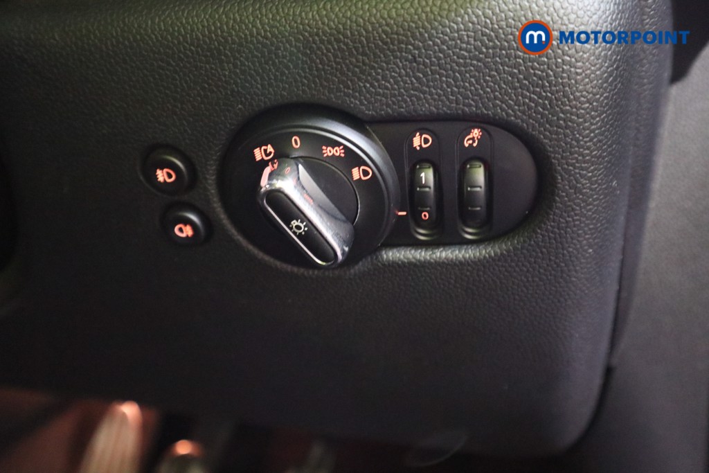 Mini Hatchback Cooper Sport Manual Petrol Hatchback - Stock Number (1585639) - 11th supplementary image