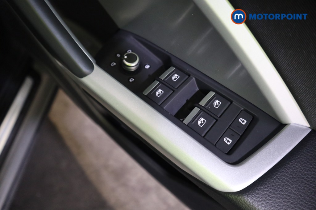 Audi Q3 Sport Automatic Petrol SUV - Stock Number (1585770) - 12th supplementary image