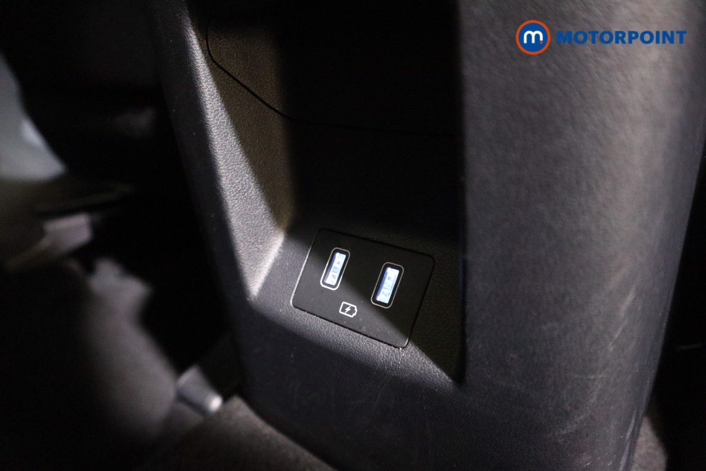Hyundai Tucson Se Connect Manual Petrol SUV - Stock Number (1586038) - 18th supplementary image