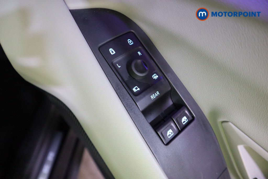 Ford Explorer Premium Automatic Electric SUV - Stock Number (1586049) - 11th supplementary image